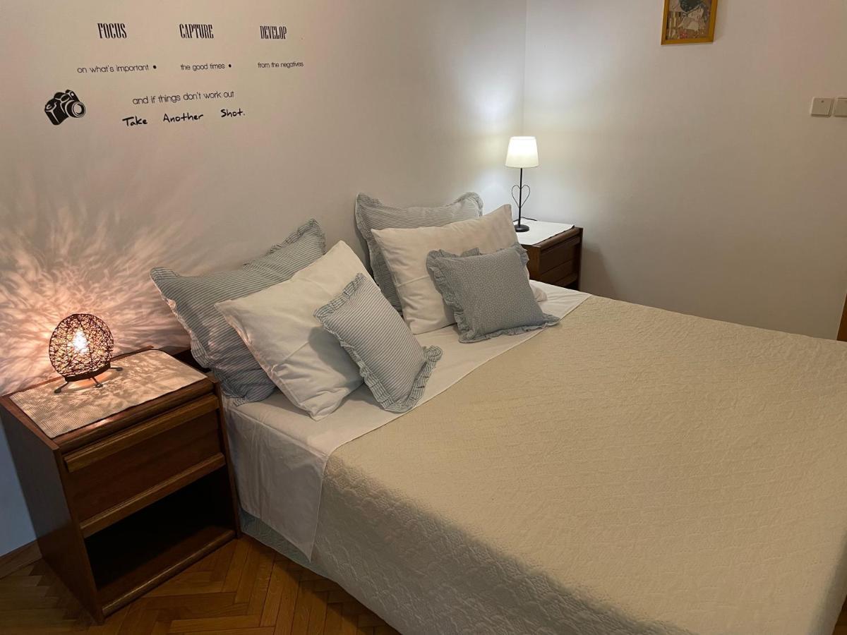 Gorana Studio Apartment Jelsa  Exterior foto